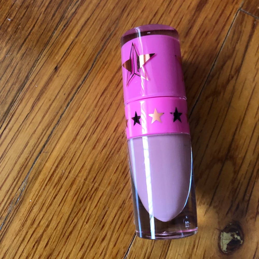 Jeffrey star mini liquid lipstick in skin tight